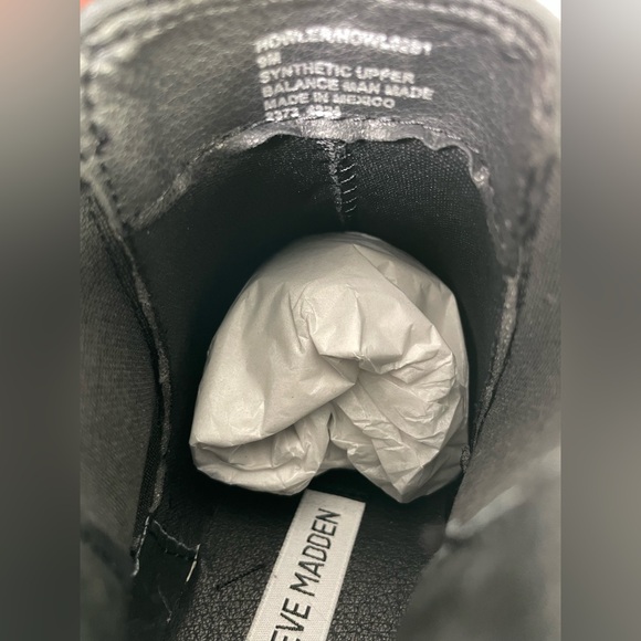 Steve Madden Howler Chelsea Lug Black Leather Boot Size 9 Chunky Y2K - Picture 6 of 8